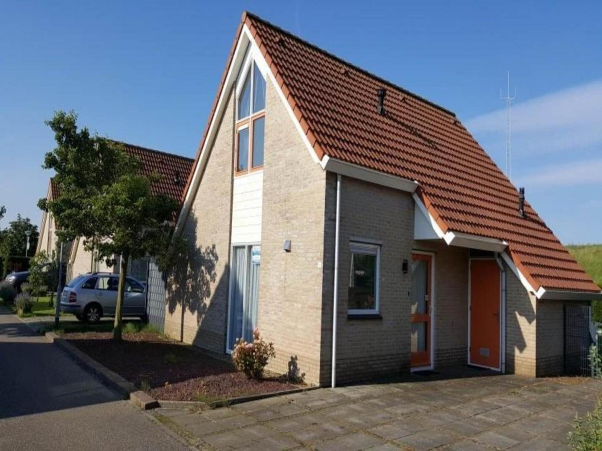 Vakantiehuis Comfy With Terrace *