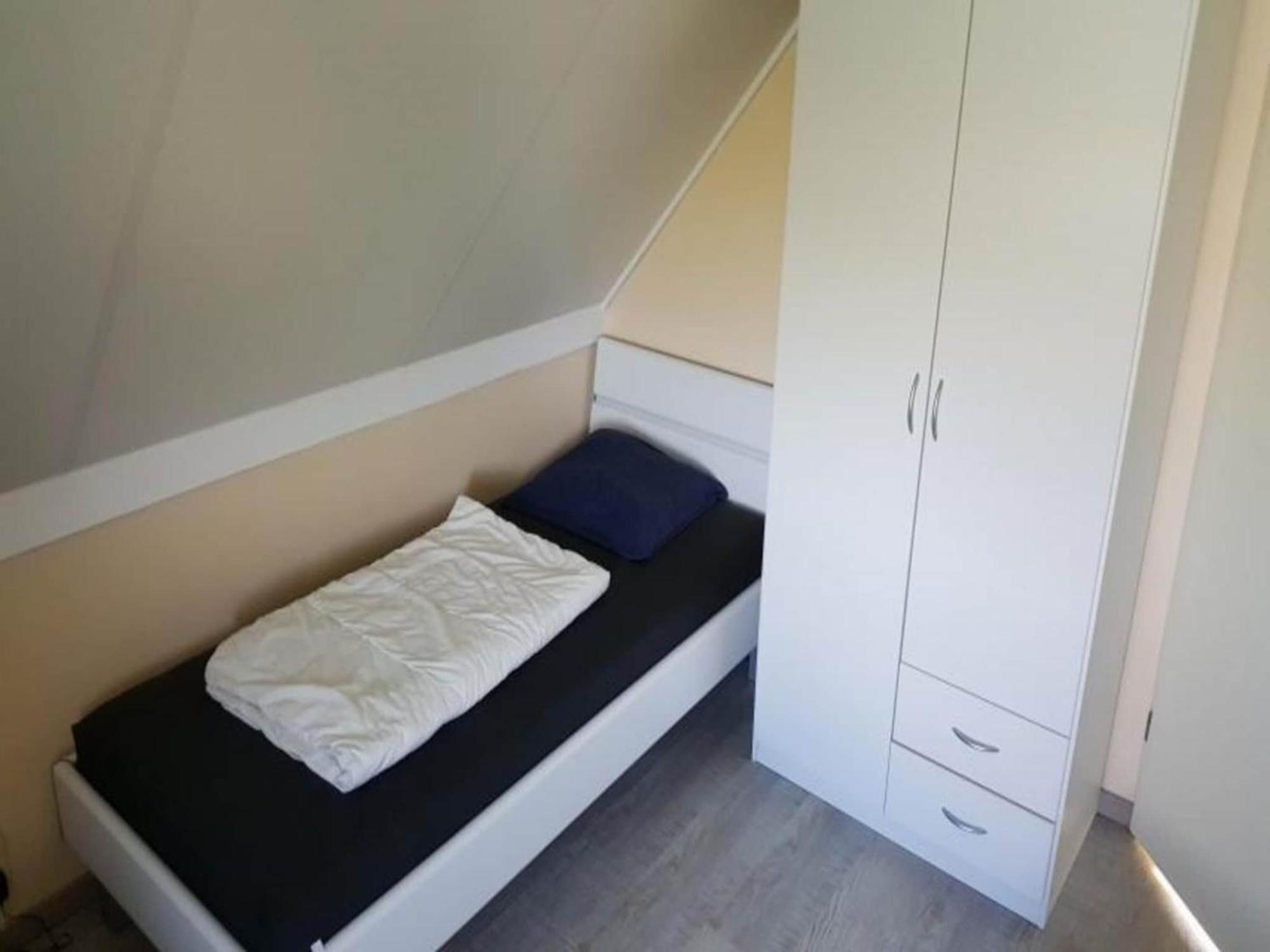 Vakantiehuis Comfy With Terrace